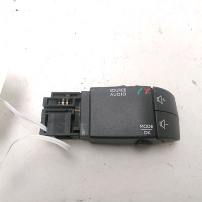 Commande autoradio DACIA SANDERO