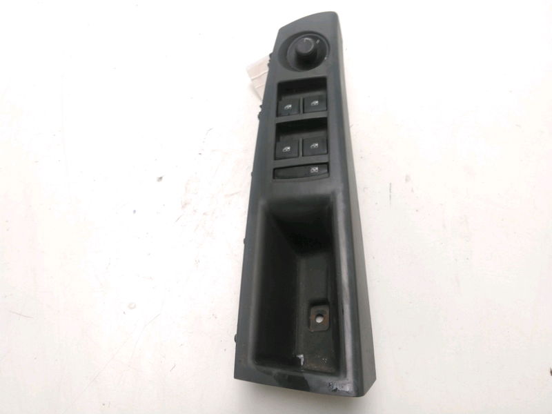 Commande lève-glace porte avant gauche CHEVROLET CRUZE