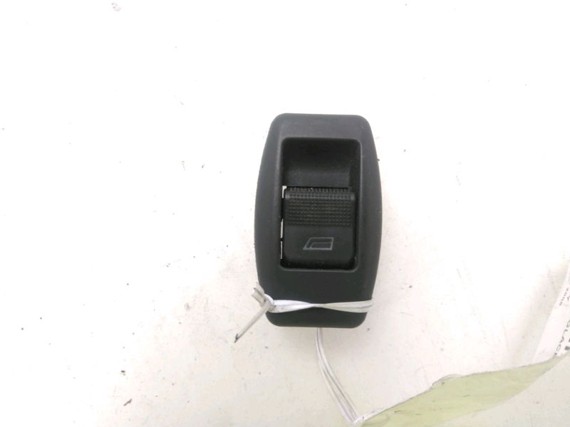 Commande lève-glace porte avant droite AIXAM SCOUTY