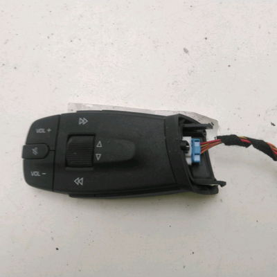 Commande autoradio SKODA FABIA