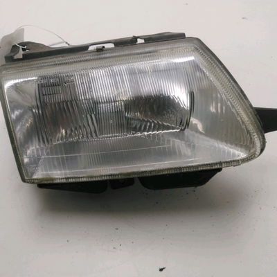 Phare droit CITROEN SAXO