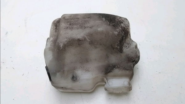 Reservoir lave-glace avant RENAULT MEGANE