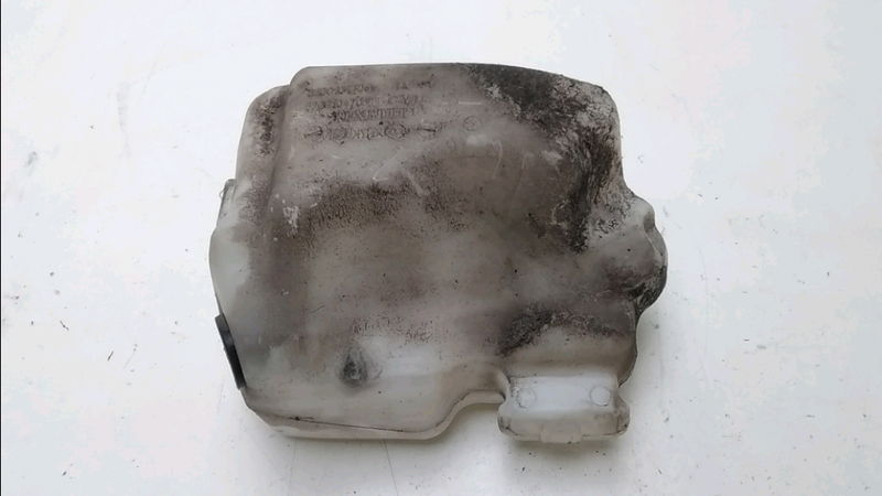 Reservoir lave-glace avant RENAULT MEGANE