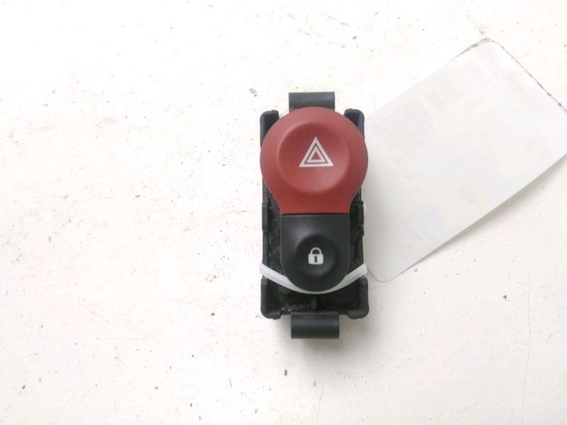 Bouton de warning RENAULT KANGOO