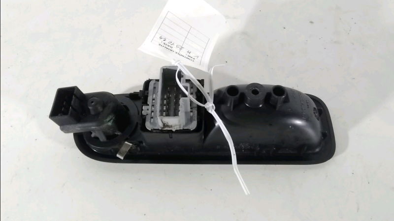 Commande lève-glace porte avant gauche RENAULT CLIO 3
