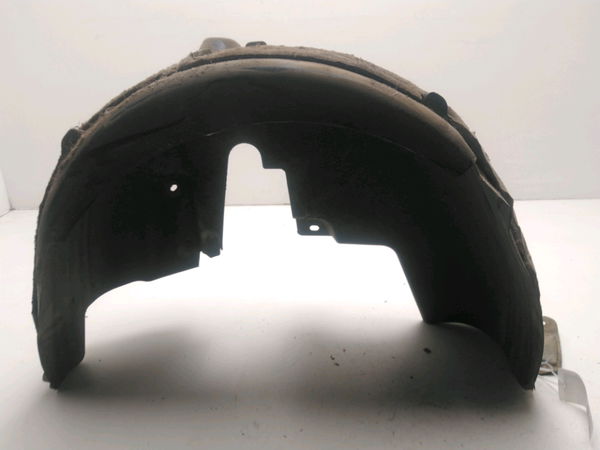Pare-boue arrière gauche PEUGEOT 208
