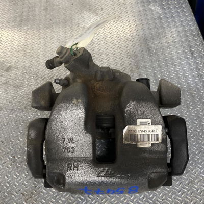Etrier de frein avant droit Peugeot 3008 SUV (MC_, MR_, MJ_, M4_) 1.5 bluehdi 130 (2018) 5 portes