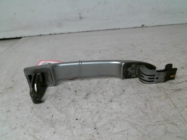 Poignee ext porte avg Renault CLIO III (BR0-1, CR0-1) 1.5 dci (br17, cr17) (2005-2012) 5 portes