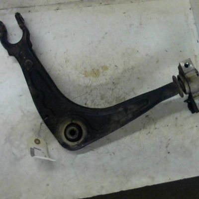 Triangle inf avg CITROEN C6