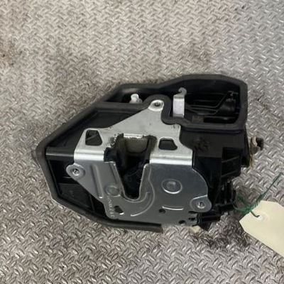 Serrure porte arg Bmw 1 (F20) 116 d (2012-2015)