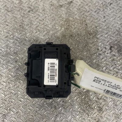 Resistance de chauffage Peugeot 208 I (CA_, CC_) 1.2 vti 82 (2012)