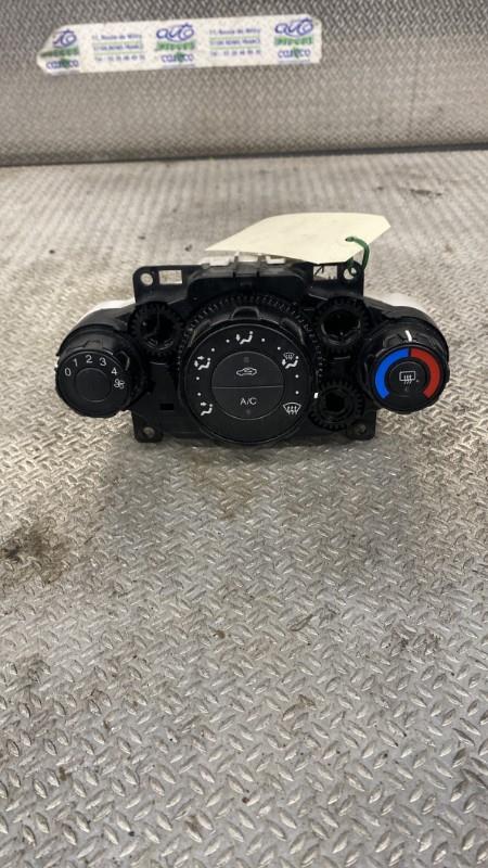 Commande de chauffage Ford FIESTA VI (CB1, CCN) 1.6 tdci (2008-2012)