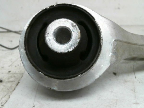 Triangle sup avg Audi A6 C5 Avant (4B5) 1.9 tdi (1998-2001)
