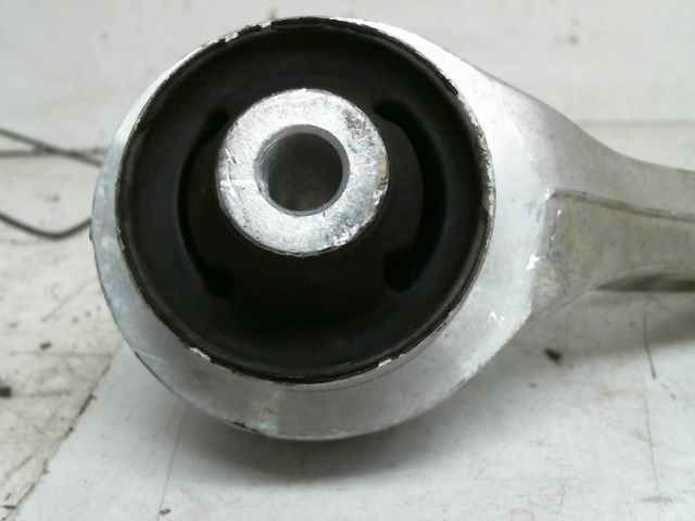 Triangle sup avg Audi A6 C5 Avant (4B5) 1.9 tdi (1998-2001)