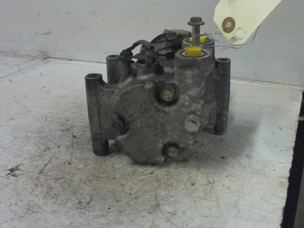 Compresseur air conditionne FORD KA