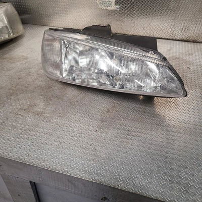 Phare antibrouillard avant gauche Peugeot 406 Break (8E-F) 1.9 d (1996-2004)