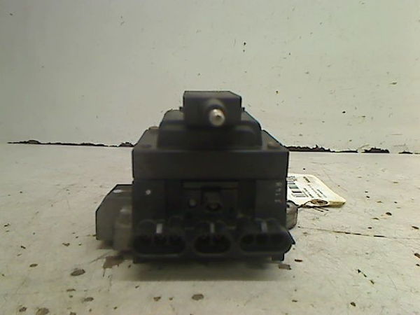 Bobine allumage Renault CLIO I (B-C57_, 5-357_) 1.2 (b-c-s57a, b-c57s, 5-357f, 5-357j, 5-357l, 5-357r) (1990-1998) 5 portes