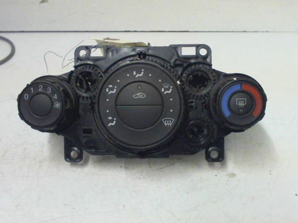 Commande de chauffage FORD FIESTA