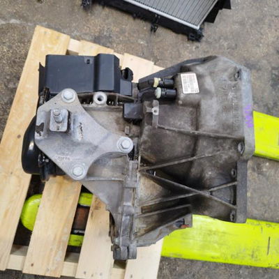 Boîte à vitesse mecanique Ford FIESTA V (JH_, JD_) 1.4 tdci (2001-2008) 5 portes