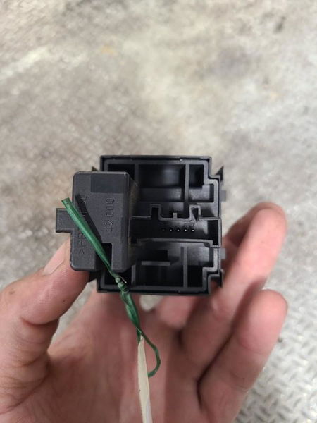 Interrupteur commande de phares Renault TWINGO II (CN0_) 1.6 rs (cn0n, cn0r, cn0s) (2008-2014)