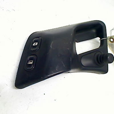 Commande lève-glace porte avant gauche CITROEN XANTIA