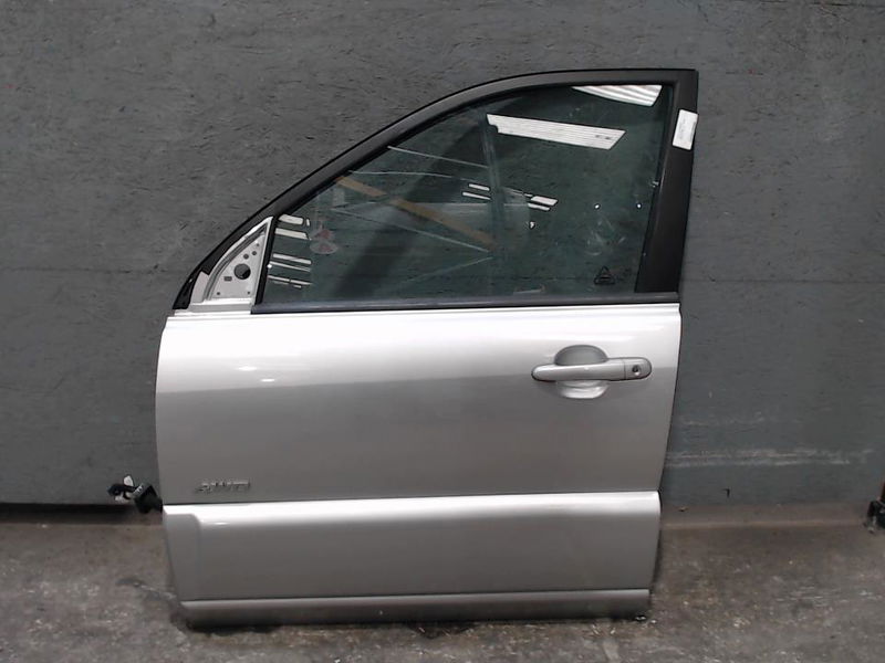 Porte avant gauche Kia SPORTAGE II (JE_, KM) 2.0 crdi 4wd (2004)