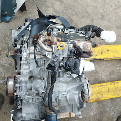 Moteur diesel Toyota COROLLA A trois volumes (_E12_) 1.4 d-4d (nde120_) (2004-2006)