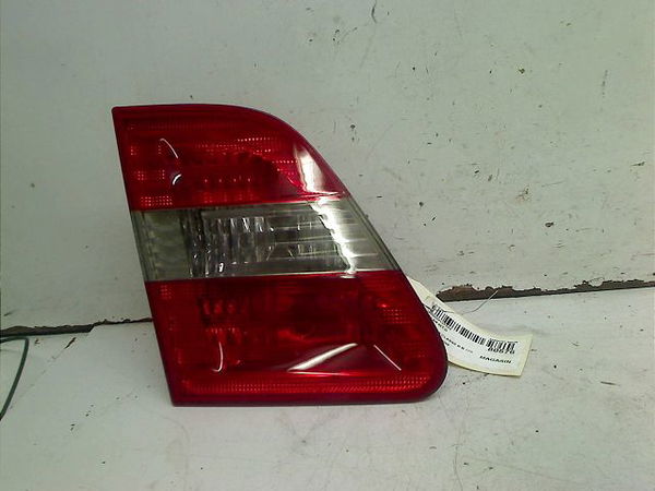 Feu arrière interieur gauche Mercedes-benz CLASSE B Sports Tourer (W245) B 180 ngt (245.233) (2008-2011)