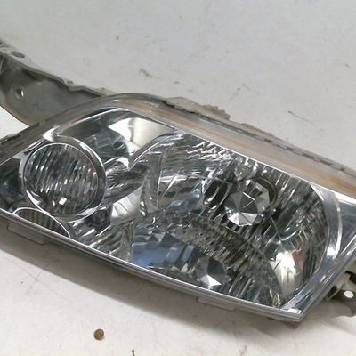 Phare gauche Mazda PREMACY (CP) 2.0 td (2000-2005)