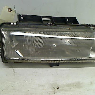 Phare droit CITROEN XANTIA