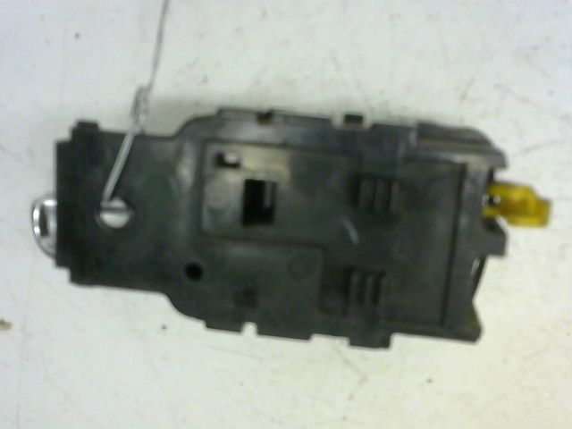 Poignee int porte avg Nissan TERRANO II (R20) 2.7 tdi 4wd (1996-2007)
