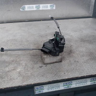 Serrure porte avg Ford FOCUS III 2.0 tdci (2010-2014)