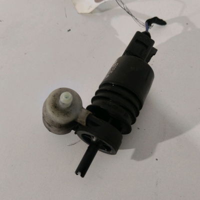 Pompe lave-glace avant Audi A3 Sportback (8VA, 8VF) 1.6 tdi (2012) 5 portes