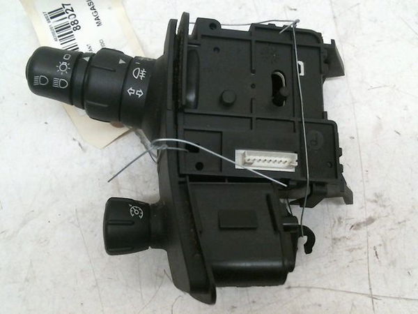 Commande clignotant Renault GRAND SCÉNIC II (JM0-1_) 2.0 dci (jm1k) (2005-2008)
