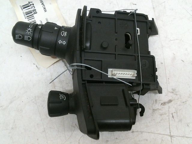 Commande clignotant Renault GRAND SCÉNIC II (JM0-1_) 2.0 dci (jm1k) (2005-2008)