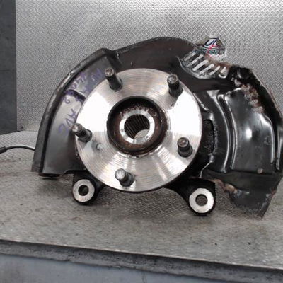 Fusee avg Toyota AURIS (_E15_) 1.4 d-4d (nde150_) (2007-2012) 3 portes