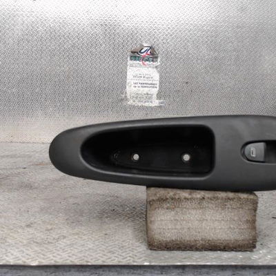 Commande lève-glace porte avant droite Alfa romeo 156 Sportwagon (932_) 1.9 jtd (932bxe00) (2003-2006)