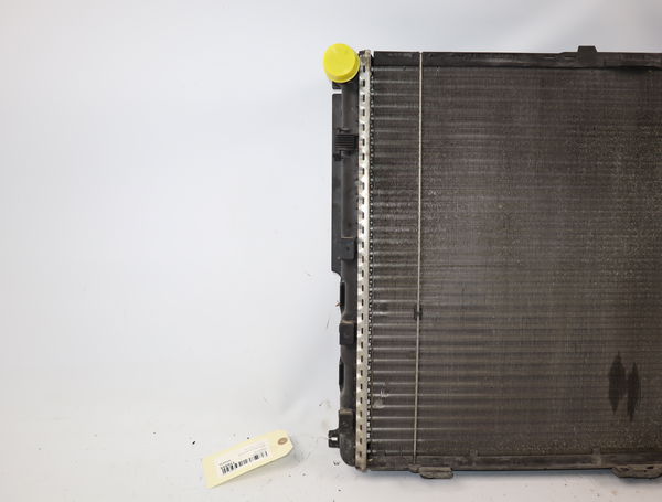 Radiateur Mercedes-benz 124 A trois volumes (W124) 250 d (124.125) (1989-1993)