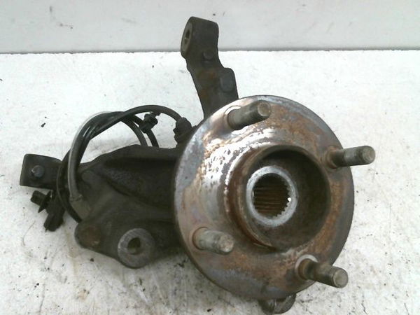Pivot avg Ford FIESTA VI (CB1, CCN) 1.0 ecoboost (2013)