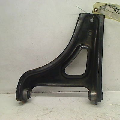 Triangle inf avg Renault TWINGO I (C06_) 1.2 (c063, c064) (1993-1996) 3 portes