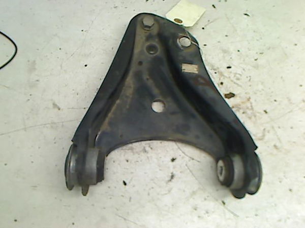 Triangle inf avd RENAULT TWINGO