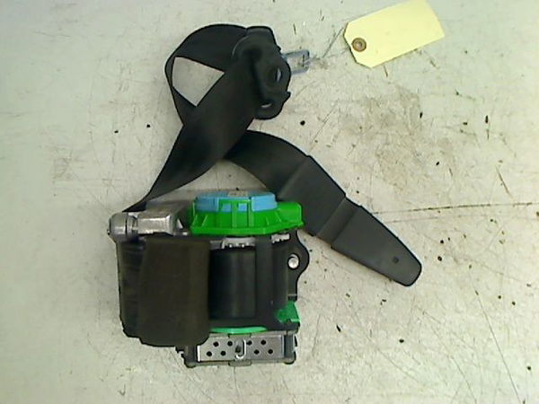 Ceinture avant droite Audi A4 B8 (8K2) 2.7 tdi (2007-2012) 4 portes