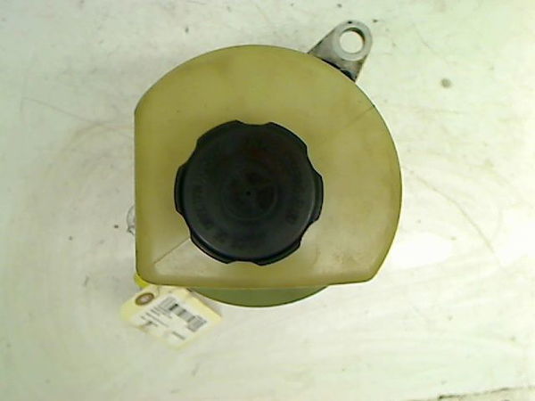 Pompe direction assistee FORD FOCUS