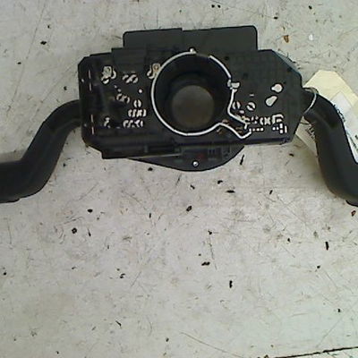 Bloc commodos Skoda FABIA II Combi (545) 1.9 tdi (2007-2010)