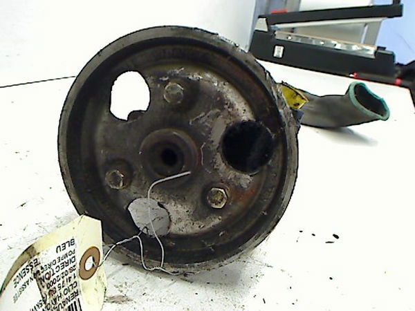 Pompe direction assistee RENAULT CLIO