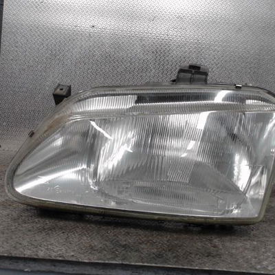 Phare gauche Renault MEGANE Scenic (JA0-1_) 1.6 e (ja0f) (1996-1999)