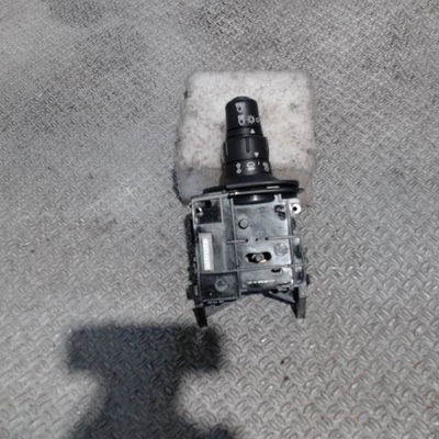 Commande eclairage Renault GRAND SCÉNIC II (JM0-1_) 1.9 dci (jm0g, jm12, jm1g, jm2c) (2004-2006)