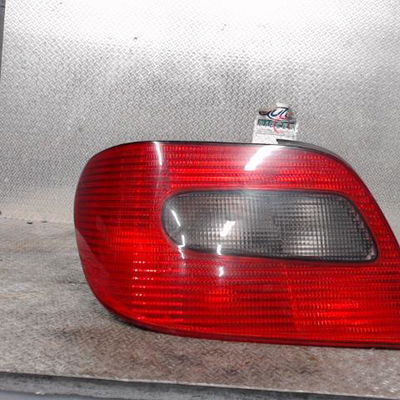 Feu arrière gauche Citroën XSARA (N1) 1.4 i (1997-2005)