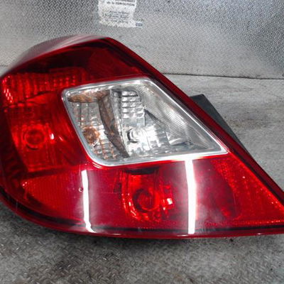 Feu arrière gauche Opel CORSA D (S07) 1.2 lpg (l08, l68) (2011-2014)