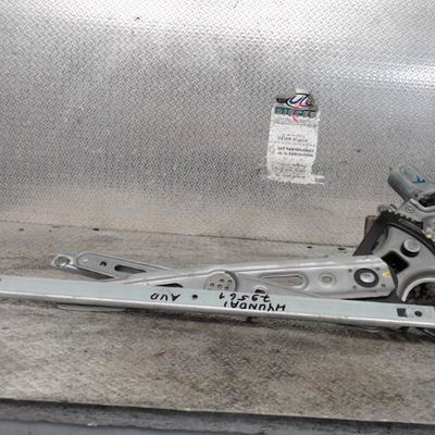 Mecanisme  moteur lève-glace avant droit Hyundai I20 I (PB, PBT) 1.4 crdi (2008-2015)